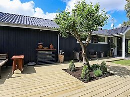 Elegant Holiday Home in Jerup near Sea
