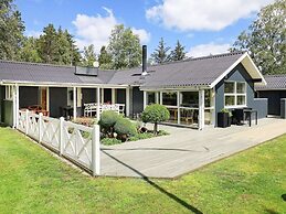 Elegant Holiday Home in Jerup near Sea
