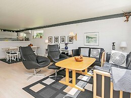 Elegant Holiday Home in Jerup near Sea