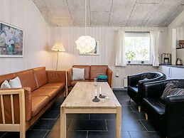 4 Star Holiday Home in Hals