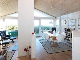 6 Person Holiday Home in Hadsund-by Traum