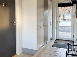 6 Person Holiday Home in Spottrup