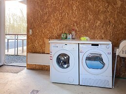 6 Person Holiday Home in Spottrup