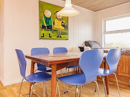 Deluxe Holiday Home in Løkken near Sea