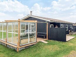 Deluxe Holiday Home in Løkken near Sea