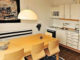 6 Person Holiday Home in Henne-by Traum