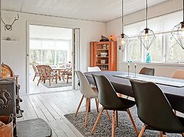 6 Person Holiday Home in Hasle-by Traum