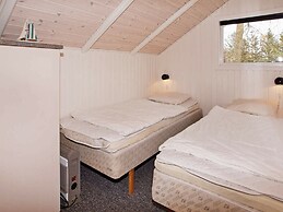 6 Person Holiday Home in Hemmet