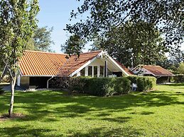 6 Person Holiday Home in Hemmet-by Traum
