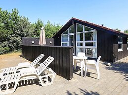 8 Person Holiday Home in Blavand