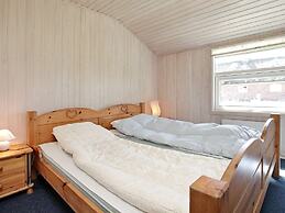 8 Person Holiday Home in Blavand