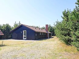 8 Person Holiday Home in Blavand