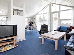 8 Person Holiday Home in Blavand