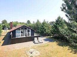 8 Person Holiday Home in Blavand