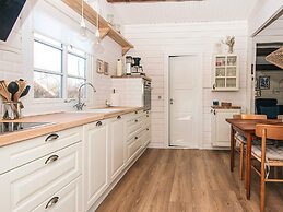Peaceful Holiday Home in Hemmet near Sea