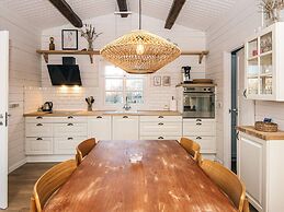 Peaceful Holiday Home in Hemmet near Sea