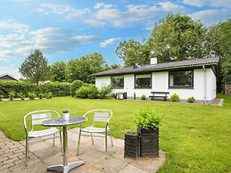 5 Person Holiday Home in Vinderup-by Traum