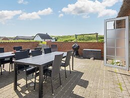 12 Person Holiday Home in Harboore-by Traum