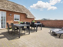 12 Person Holiday Home in Harboore-by Traum