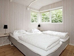 Cozy Holiday Home in Hadsund near Family Friendly Beach