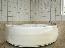 Cozy Holiday Home in Hadsund near Family Friendly Beach