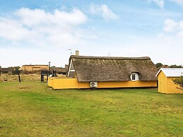 6 Person Holiday Home in Ringkobing-by Traum