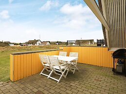 6 Person Holiday Home in Ringkobing-by Traum