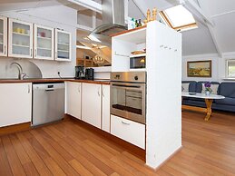 6 Person Holiday Home in Ronde-by Traum