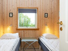 6 Person Holiday Home in Ronde-by Traum