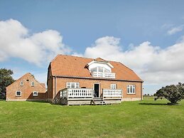 14 Person Holiday Home in Fur