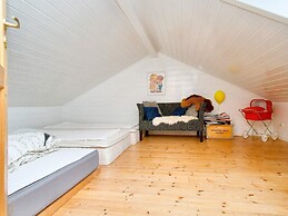 8 Person Holiday Home in Jaegerspris-by Traum