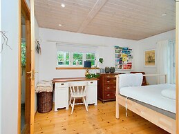 8 Person Holiday Home in Jaegerspris-by Traum