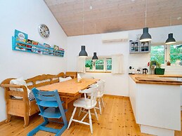 8 Person Holiday Home in Jaegerspris-by Traum