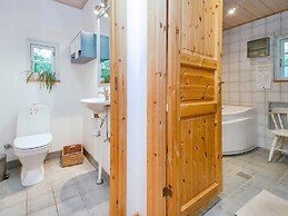 8 Person Holiday Home in Jaegerspris-by Traum