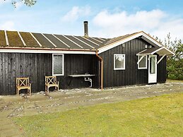 Rustic Holiday Home in Ansager near Water