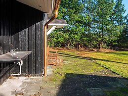 Rustic Holiday Home in Ansager near Water