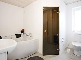Luxury Spa Retreat by Sea