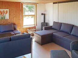 Rustic Holiday Home in Augustenborg near Sea