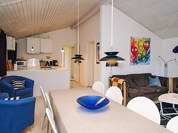Idyllic Holiday Home in Store Fuglede near Forest