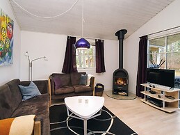 Idyllic Holiday Home in Store Fuglede near Forest