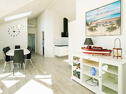 10 Person Holiday Home in Lokken