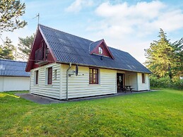 6 Person Holiday Home in Vestervig