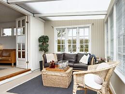 5 Person Holiday Home in Juelsminde-by Traum