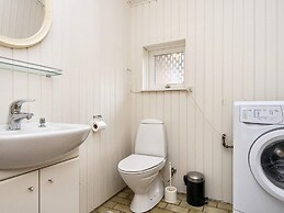 Vintage Holiday Home in Struer near Open Field