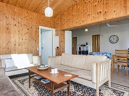 Vintage Holiday Home in Struer near Open Field