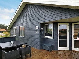 6 Person Holiday Home in Ulfborg