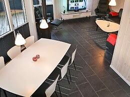 6 Person Holiday Home in Ulfborg