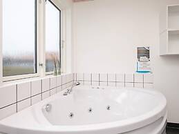 6 Person Holiday Home in Ulfborg