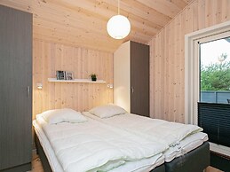 6 Person Holiday Home in Ulfborg