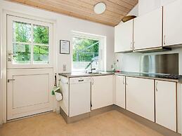 6 Person Holiday Home in Glesborg